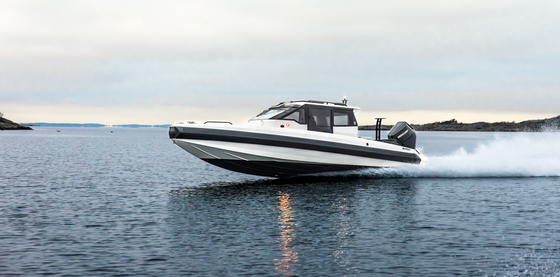 IRON 827 Coupe IRON 827 Coupe